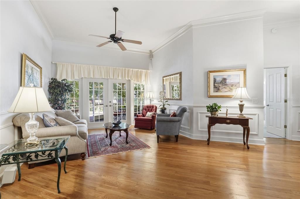 Active With Contract: $465,000 (4 beds, 2 baths, 2205 Square Feet)