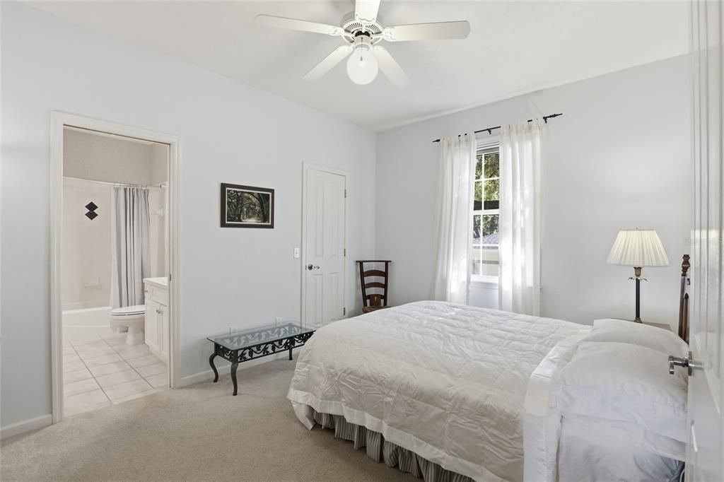 Active With Contract: $465,000 (4 beds, 2 baths, 2205 Square Feet)