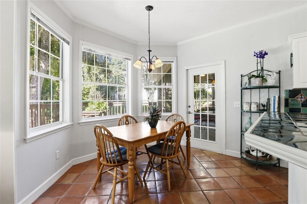 Active With Contract: $465,000 (4 beds, 2 baths, 2205 Square Feet)