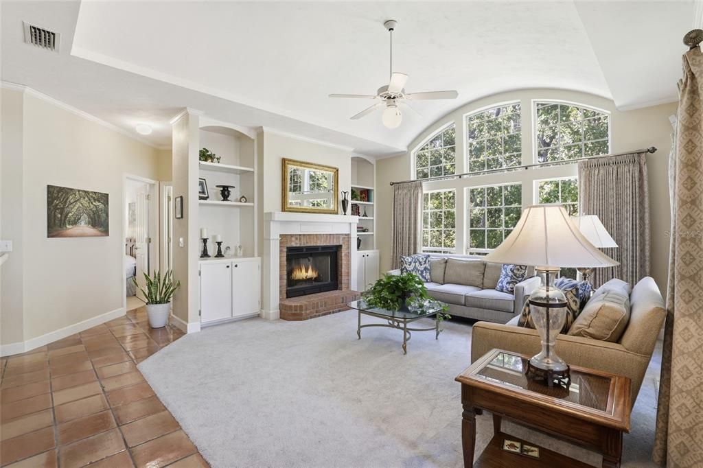 Active With Contract: $465,000 (4 beds, 2 baths, 2205 Square Feet)