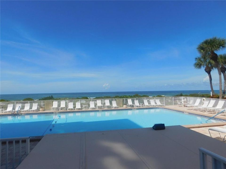 For Rent: $3,300 (2 beds, 2 baths, 1284 Square Feet)