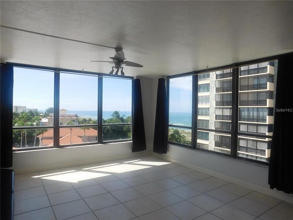 For Rent: $3,300 (2 beds, 2 baths, 1284 Square Feet)