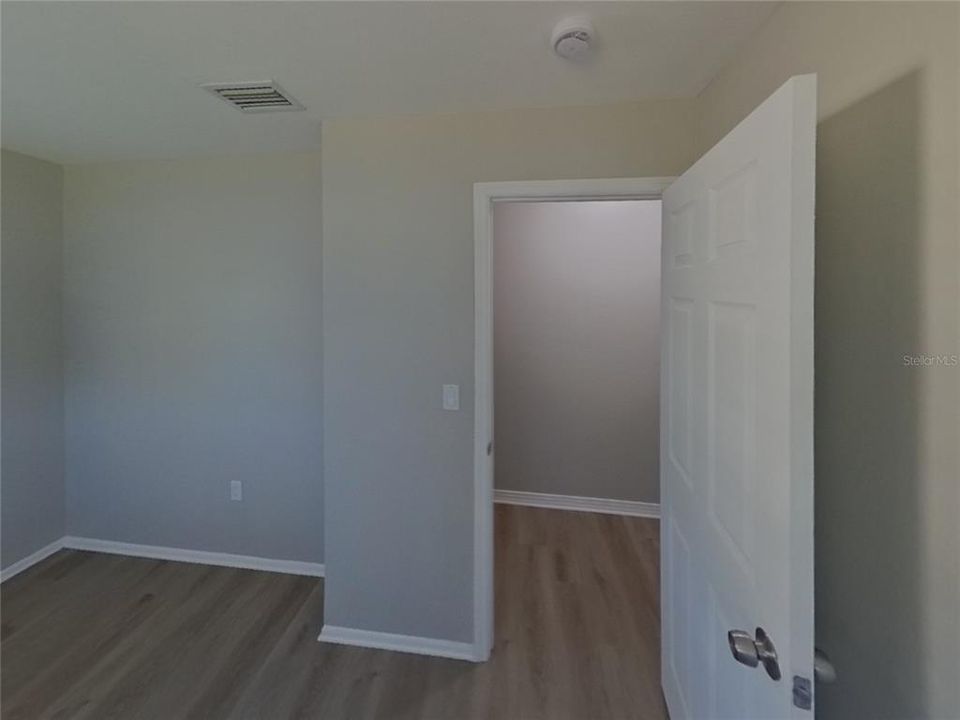 Active With Contract: $1,779 (3 beds, 1 baths, 1212 Square Feet)