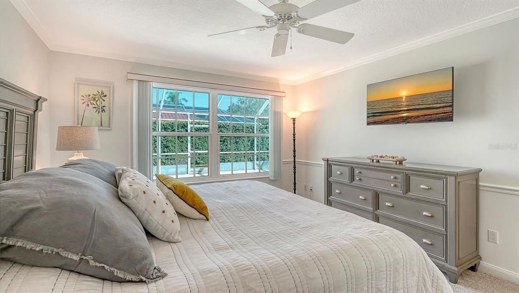 Под контрактом: $429,900 (2 спален, 2 ванн, 1534 Квадратных фут)