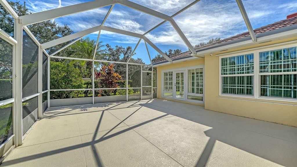 Под контрактом: $429,900 (2 спален, 2 ванн, 1534 Квадратных фут)