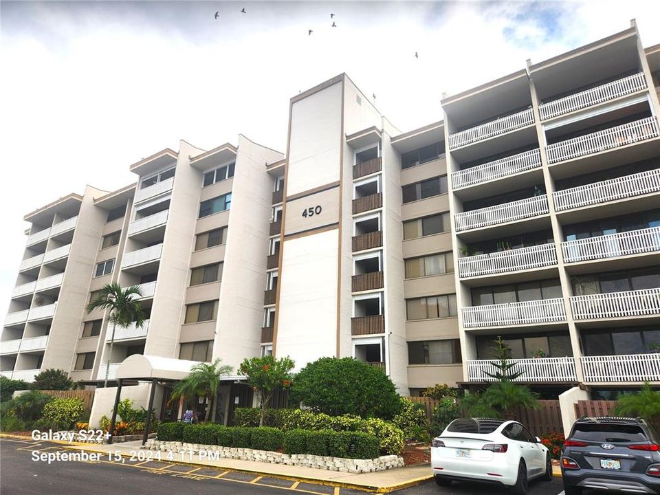 合同活跃: $2,450 (2 贝兹, 2 浴室, 1308 平方英尺)