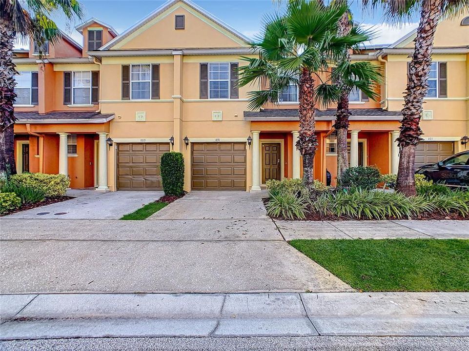 En Venta: $299,000 (3 camas, 2 baños, 1553 Pies cuadrados)