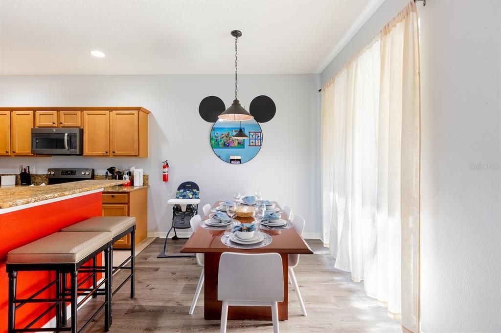 En Venta: $299,000 (3 camas, 2 baños, 1553 Pies cuadrados)