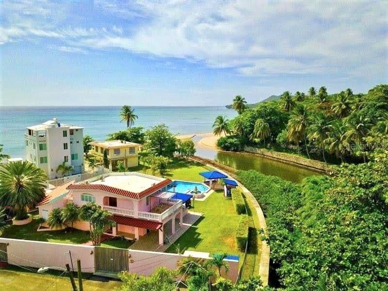 En Venta: $2,385,000 (3 camas, 4 baños, 2200 Pies cuadrados)