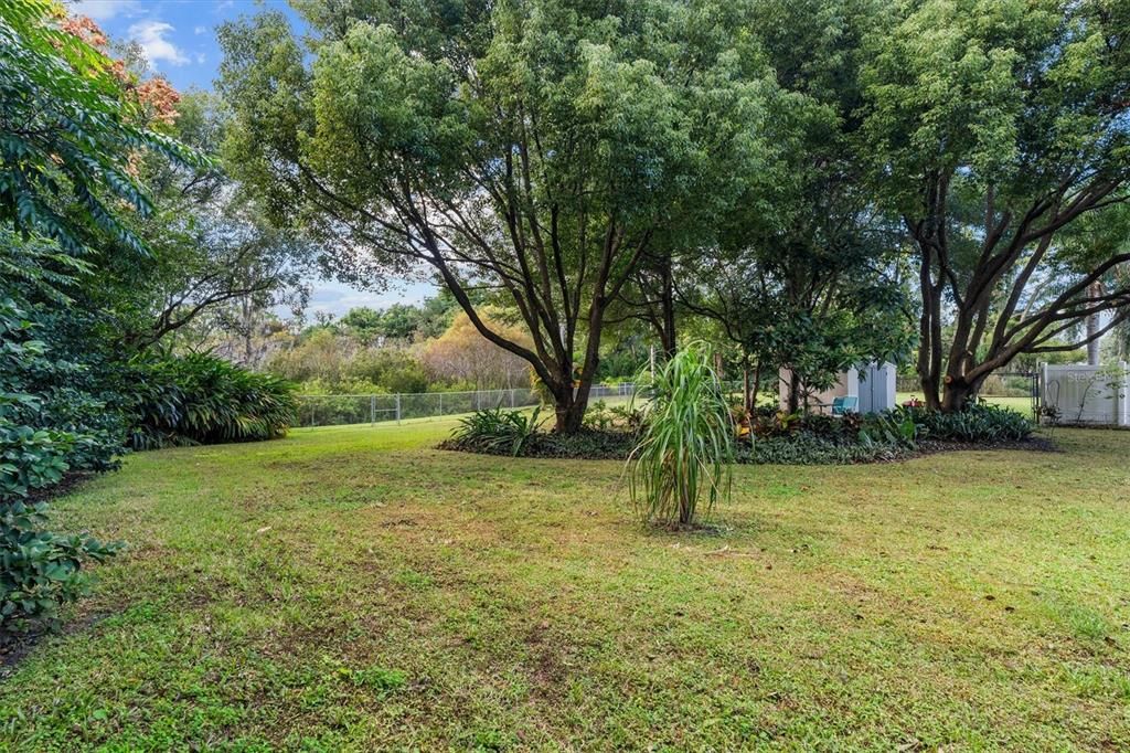 Active With Contract: $425,000 (3 beds, 2 baths, 2355 Square Feet)