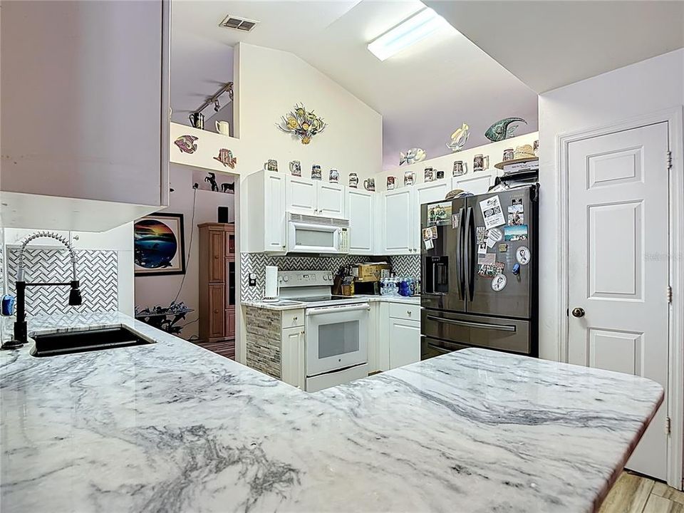 待售: $495,000 (3 贝兹, 2 浴室, 1881 平方英尺)