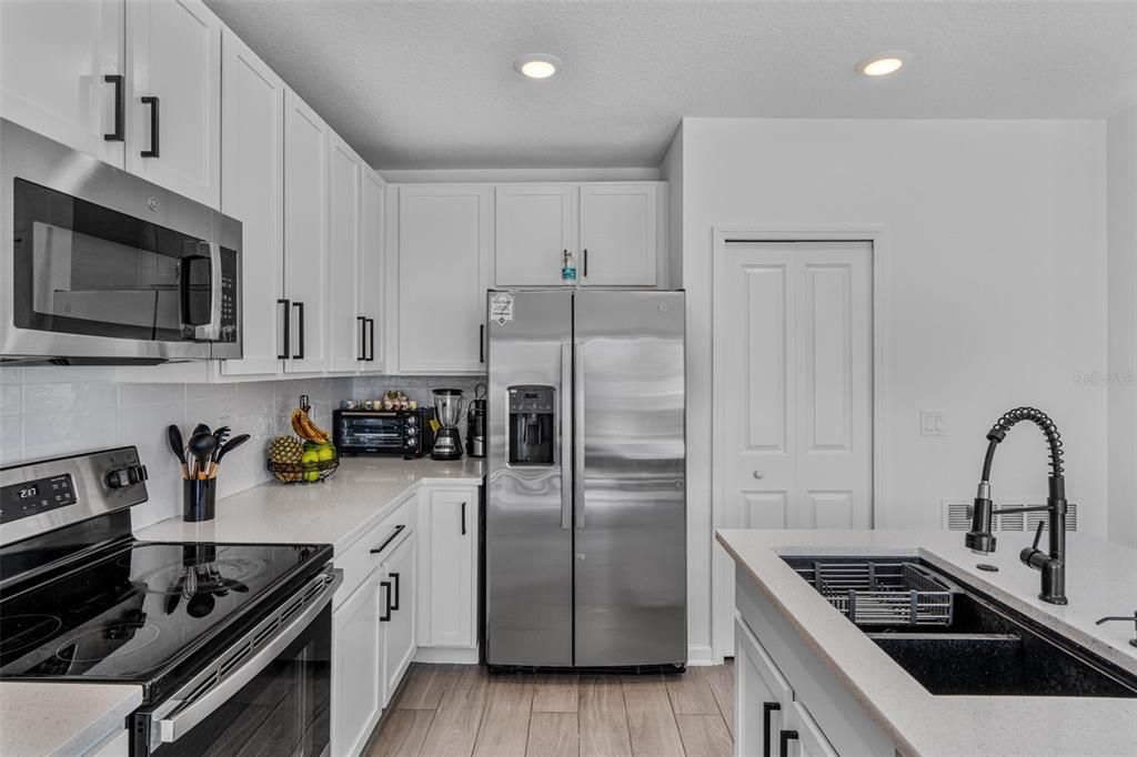 待售: $335,000 (3 贝兹, 2 浴室, 1330 平方英尺)