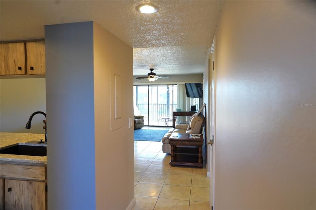 For Rent: $1,350 (2 beds, 2 baths, 1032 Square Feet)