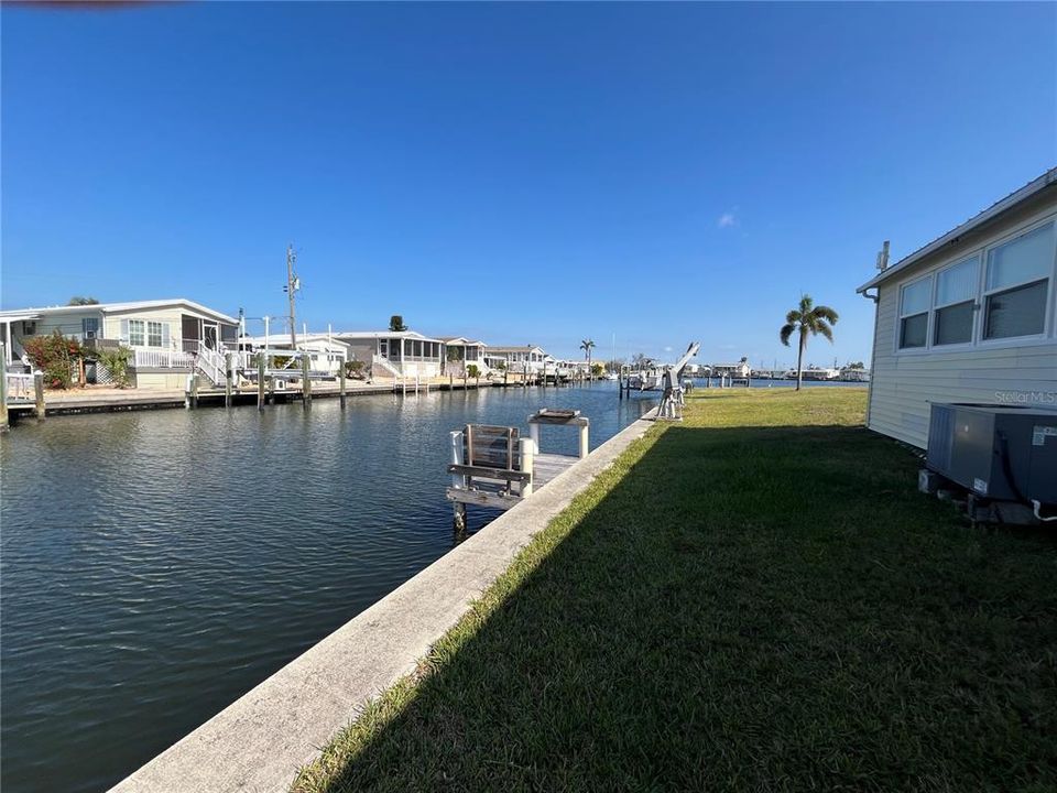 For Rent: $1,475 (2 beds, 1 baths, 880 Square Feet)