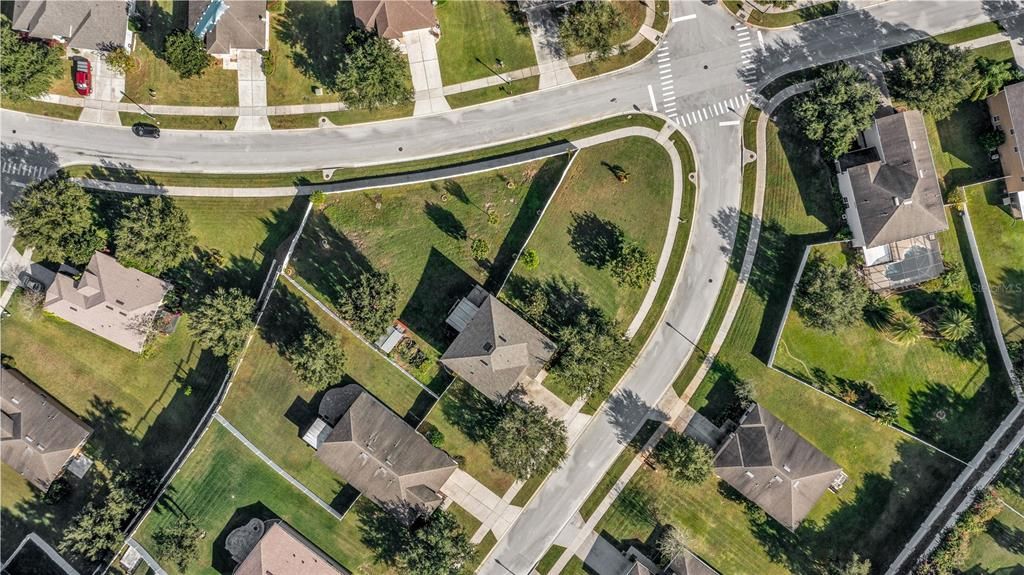 En Venta: $530,000 (4 camas, 2 baños, 2590 Pies cuadrados)