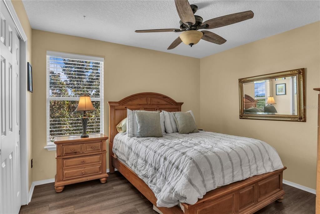 En Venta: $530,000 (4 camas, 2 baños, 2590 Pies cuadrados)