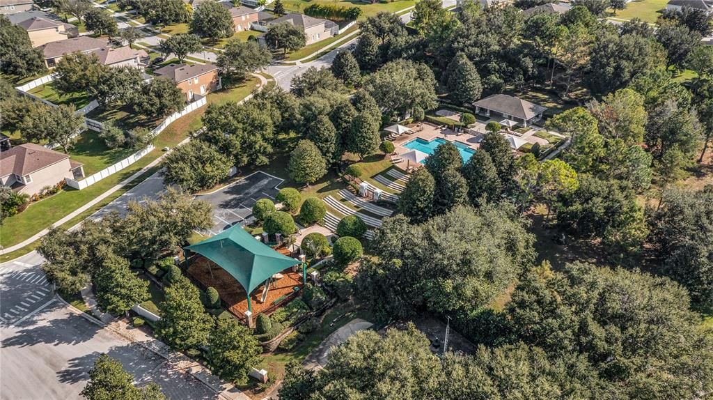 En Venta: $530,000 (4 camas, 2 baños, 2590 Pies cuadrados)