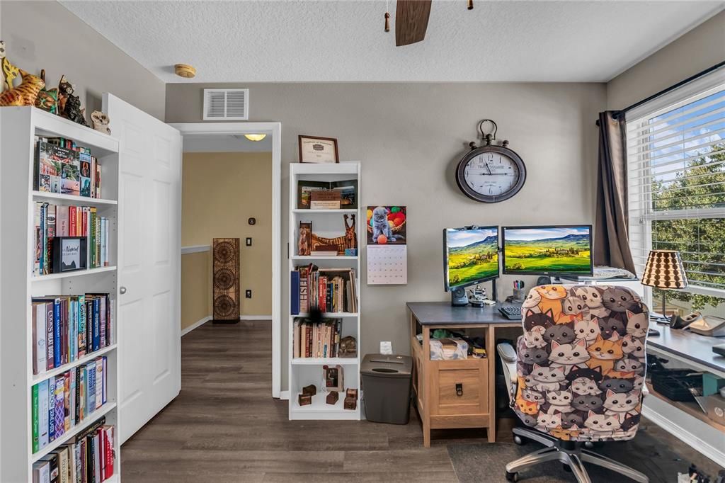 En Venta: $530,000 (4 camas, 2 baños, 2590 Pies cuadrados)