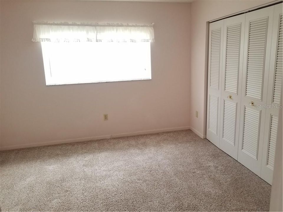 出租: $1,750 (2 贝兹, 1 浴室, 925 平方英尺)