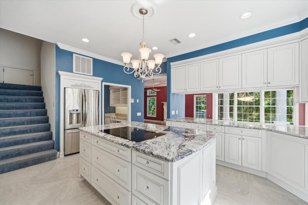 En Venta: $1,400,000 (4 camas, 5 baños, 5210 Pies cuadrados)