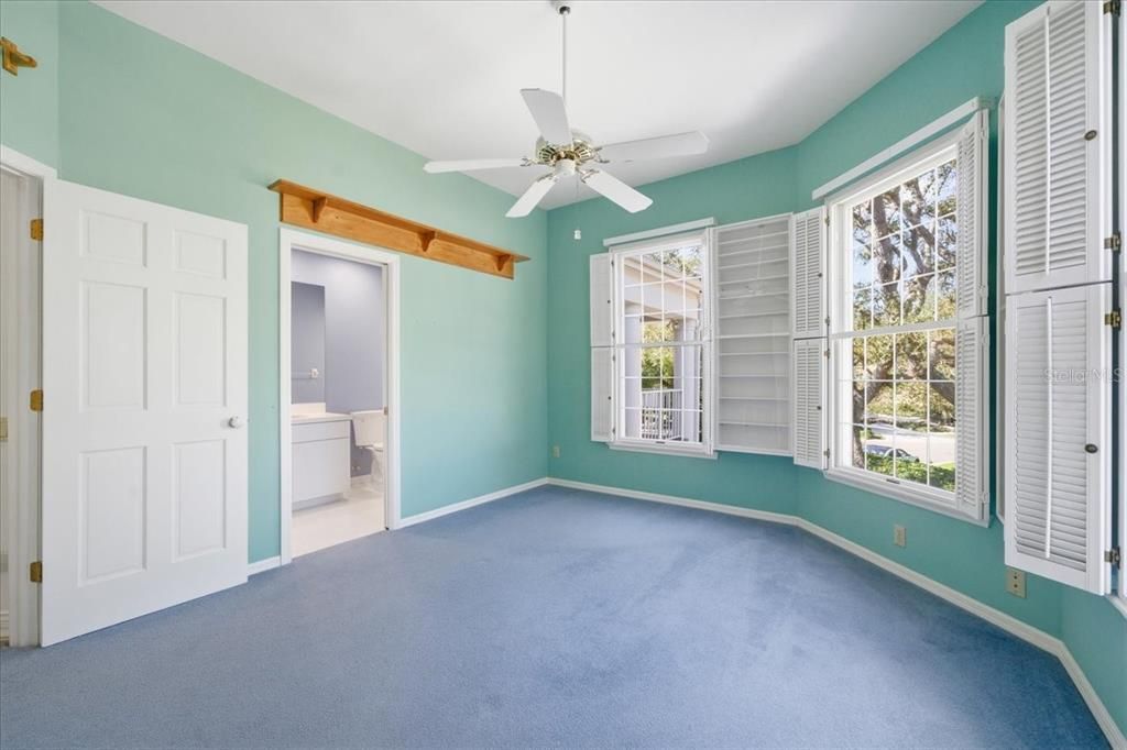 En Venta: $1,400,000 (4 camas, 5 baños, 5210 Pies cuadrados)