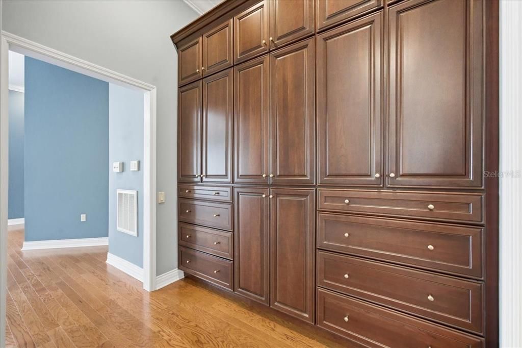 En Venta: $1,400,000 (4 camas, 5 baños, 5210 Pies cuadrados)