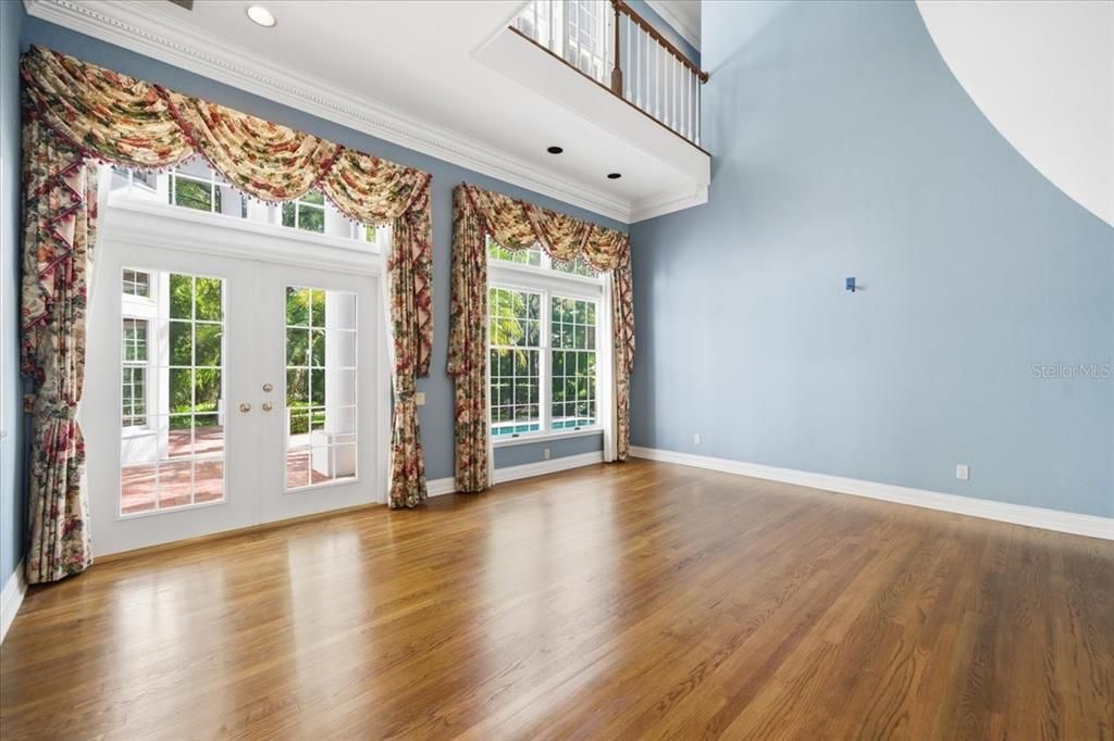 En Venta: $1,400,000 (4 camas, 5 baños, 5210 Pies cuadrados)