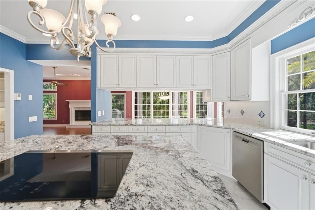 En Venta: $1,400,000 (4 camas, 5 baños, 5210 Pies cuadrados)