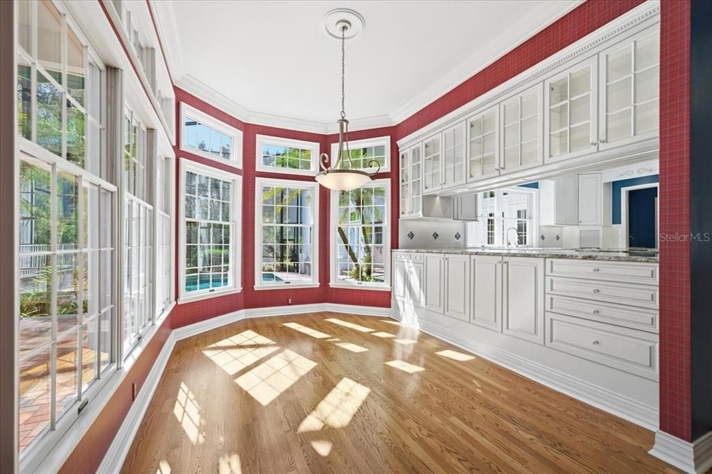 En Venta: $1,400,000 (4 camas, 5 baños, 5210 Pies cuadrados)