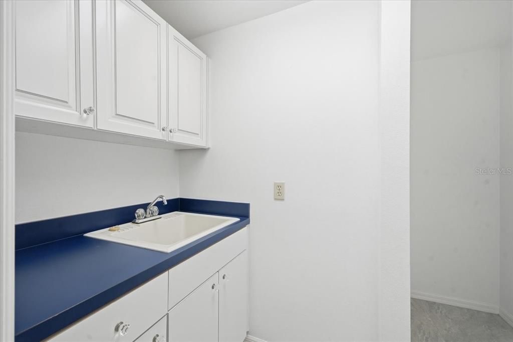 En Venta: $1,400,000 (4 camas, 5 baños, 5210 Pies cuadrados)