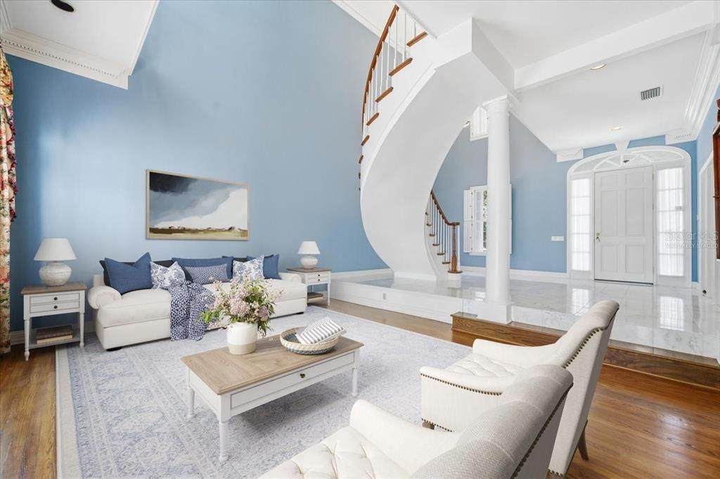 En Venta: $1,400,000 (4 camas, 5 baños, 5210 Pies cuadrados)