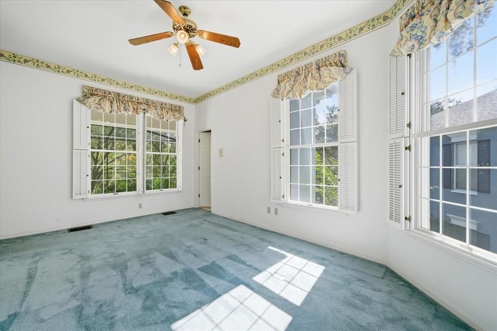 En Venta: $1,400,000 (4 camas, 5 baños, 5210 Pies cuadrados)