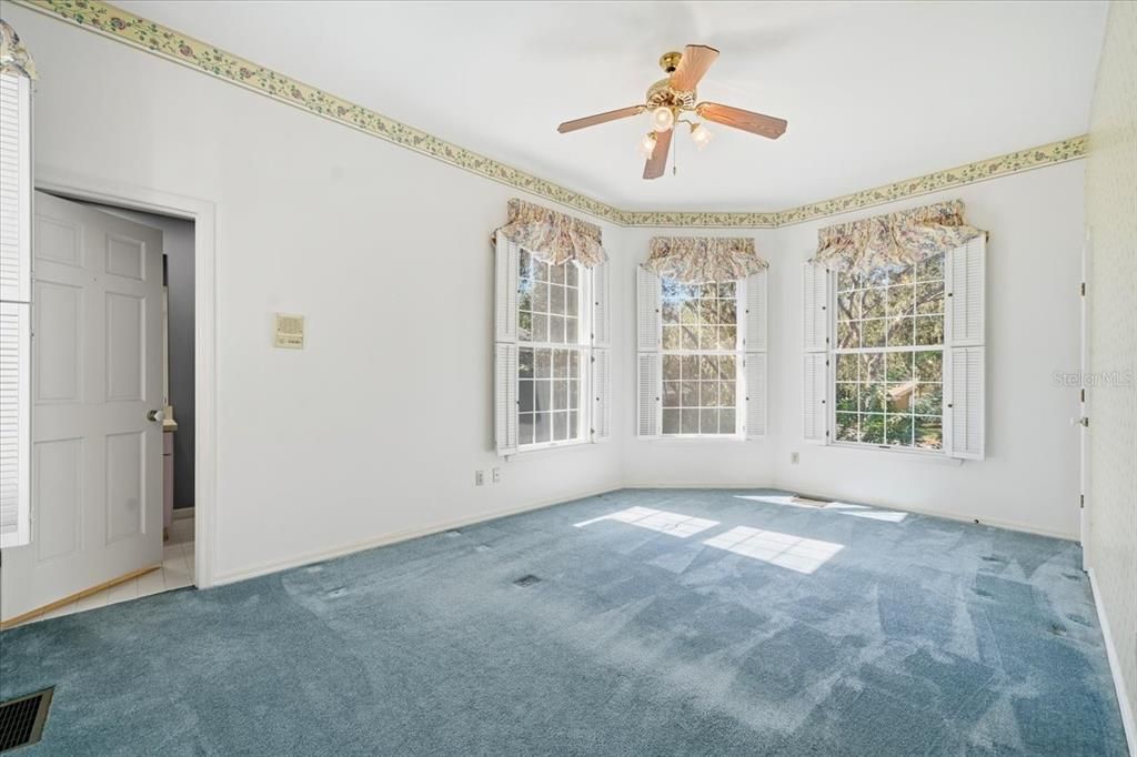 En Venta: $1,400,000 (4 camas, 5 baños, 5210 Pies cuadrados)