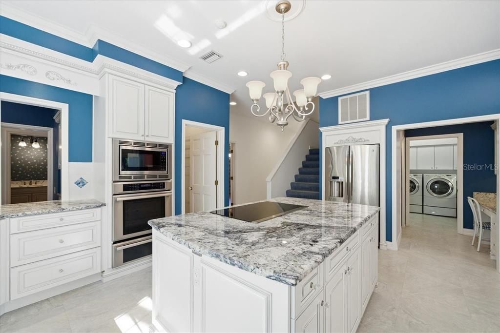 En Venta: $1,400,000 (4 camas, 5 baños, 5210 Pies cuadrados)