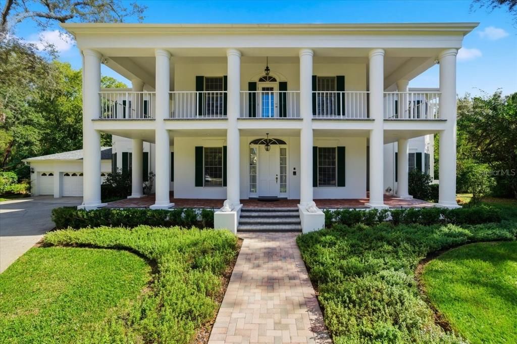 En Venta: $1,400,000 (4 camas, 5 baños, 5210 Pies cuadrados)