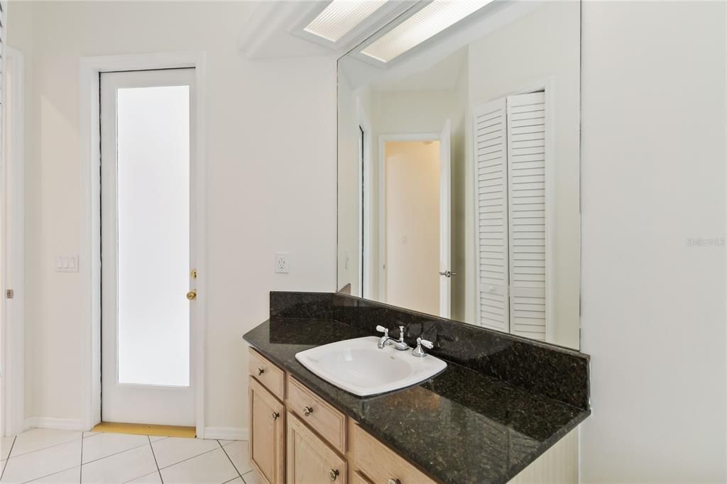 В аренду: $5,200 (4 спален, 3 ванн, 3045 Квадратных фут)