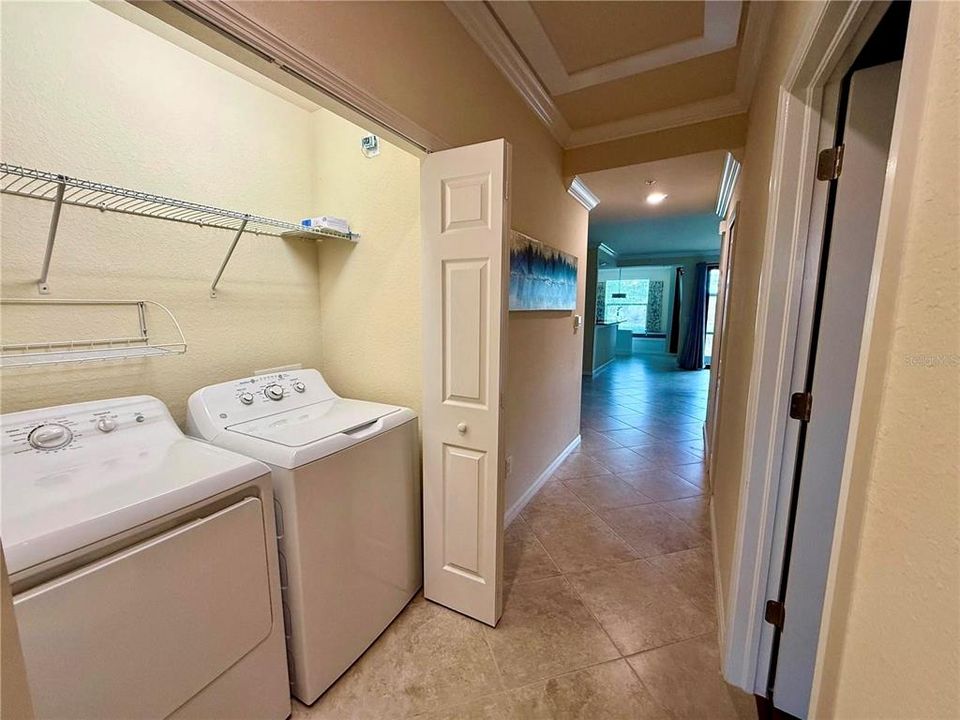 На продажу: $399,000 (2 спален, 2 ванн, 1336 Квадратных фут)