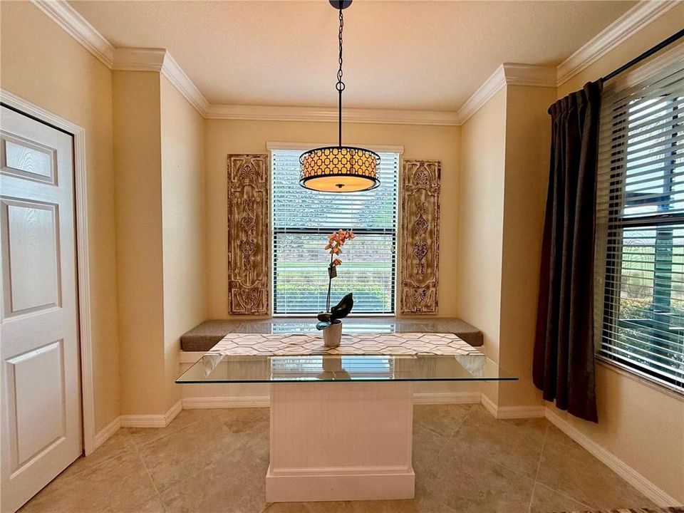 На продажу: $399,000 (2 спален, 2 ванн, 1336 Квадратных фут)