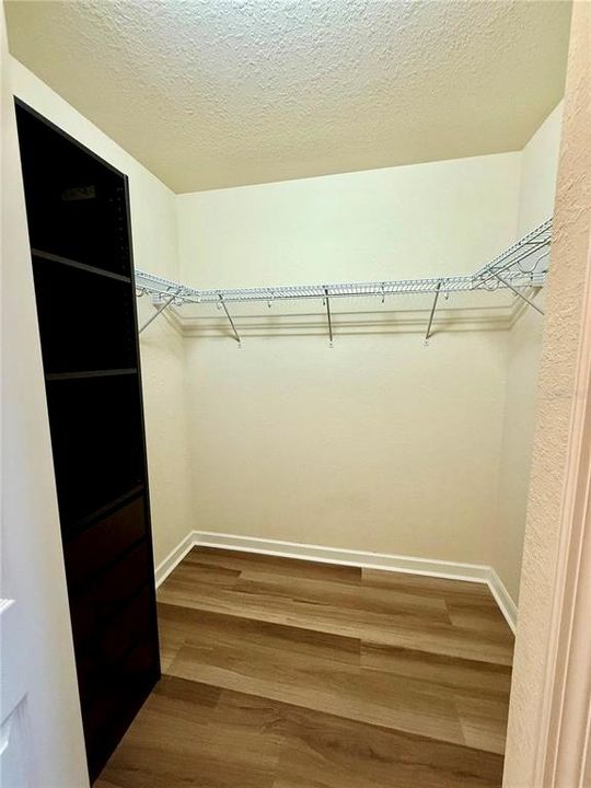 На продажу: $399,000 (2 спален, 2 ванн, 1336 Квадратных фут)