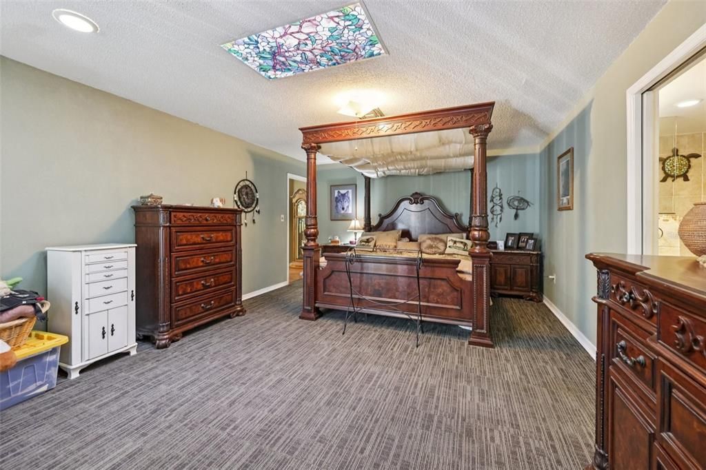 For Sale: $749,000 (5 beds, 3 baths, 3280 Square Feet)