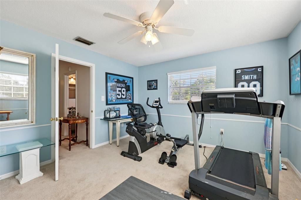 For Sale: $749,000 (5 beds, 3 baths, 3280 Square Feet)