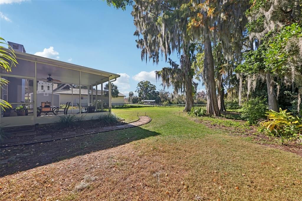 For Sale: $749,000 (5 beds, 3 baths, 3280 Square Feet)