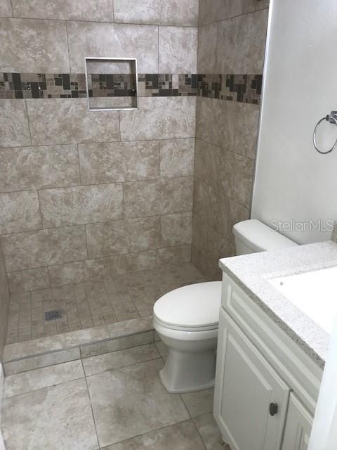 For Sale: $239,900 (3 beds, 2 baths, 1484 Square Feet)