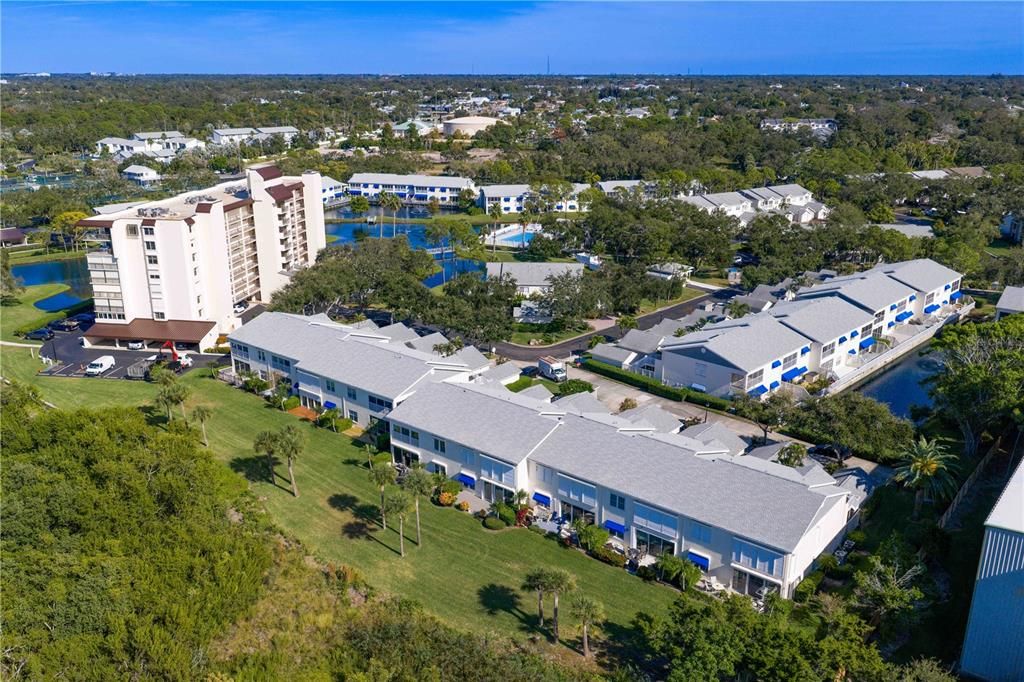 For Sale: $450,000 (2 beds, 2 baths, 1245 Square Feet)