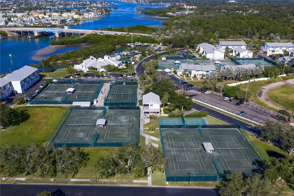 For Sale: $450,000 (2 beds, 2 baths, 1245 Square Feet)