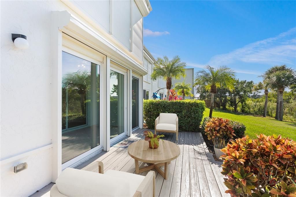 For Sale: $450,000 (2 beds, 2 baths, 1245 Square Feet)