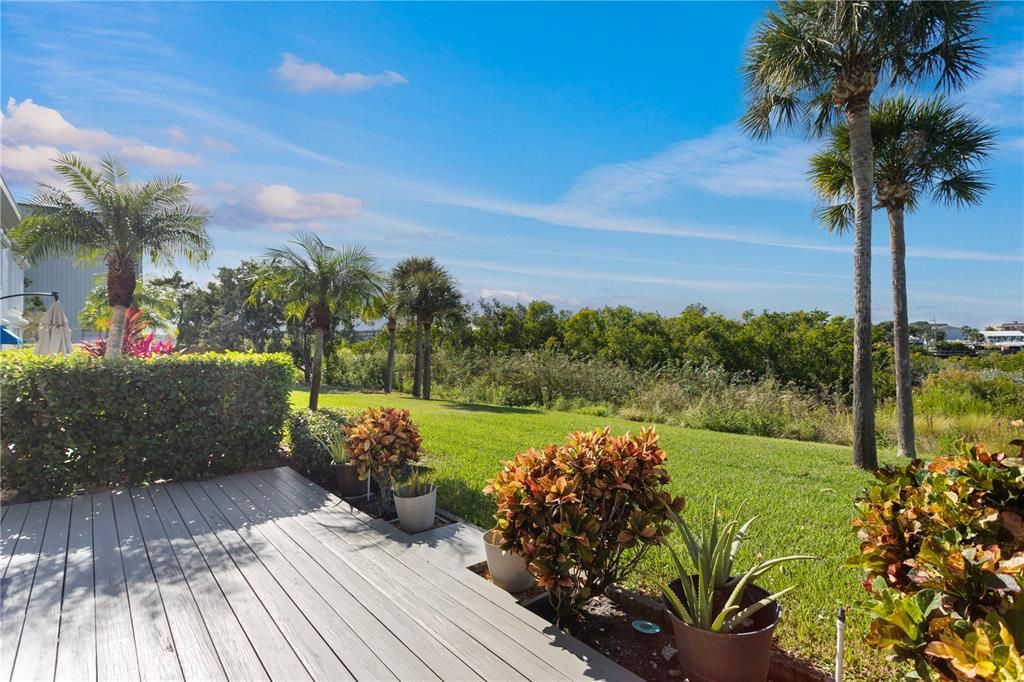 For Sale: $450,000 (2 beds, 2 baths, 1245 Square Feet)