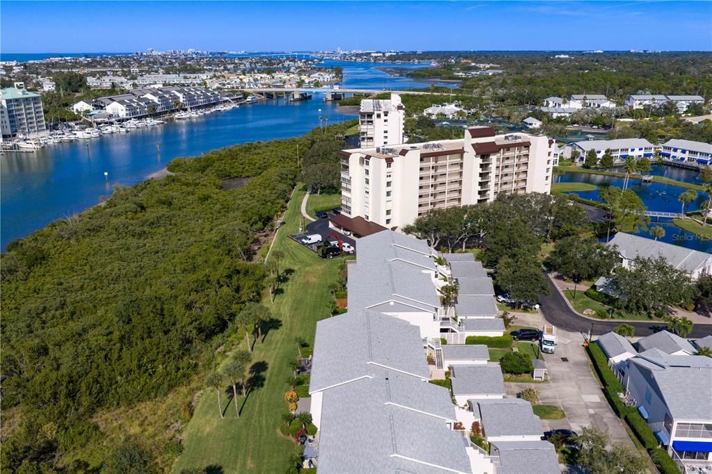 For Sale: $450,000 (2 beds, 2 baths, 1245 Square Feet)