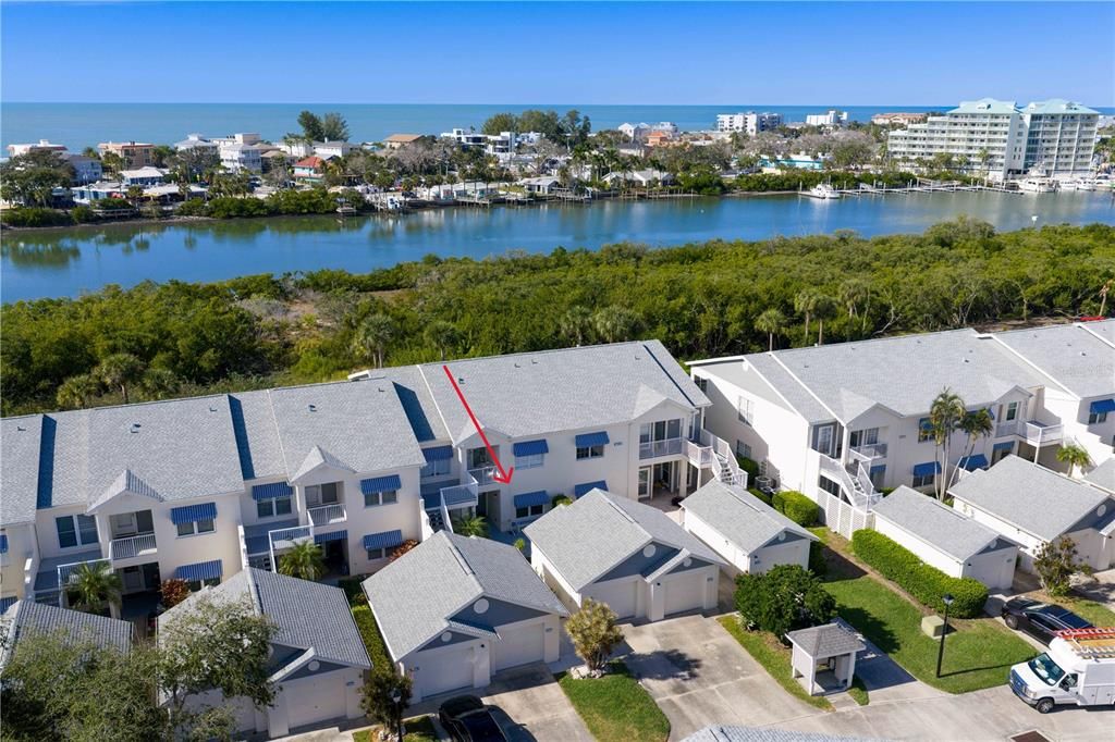 For Sale: $450,000 (2 beds, 2 baths, 1245 Square Feet)