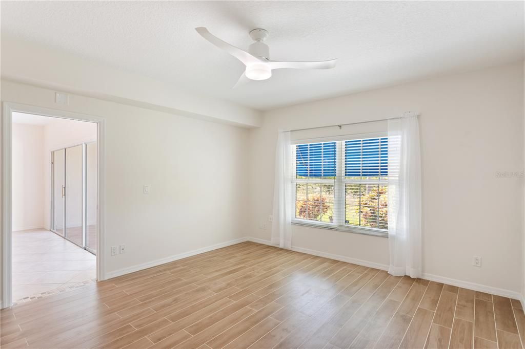 For Sale: $450,000 (2 beds, 2 baths, 1245 Square Feet)